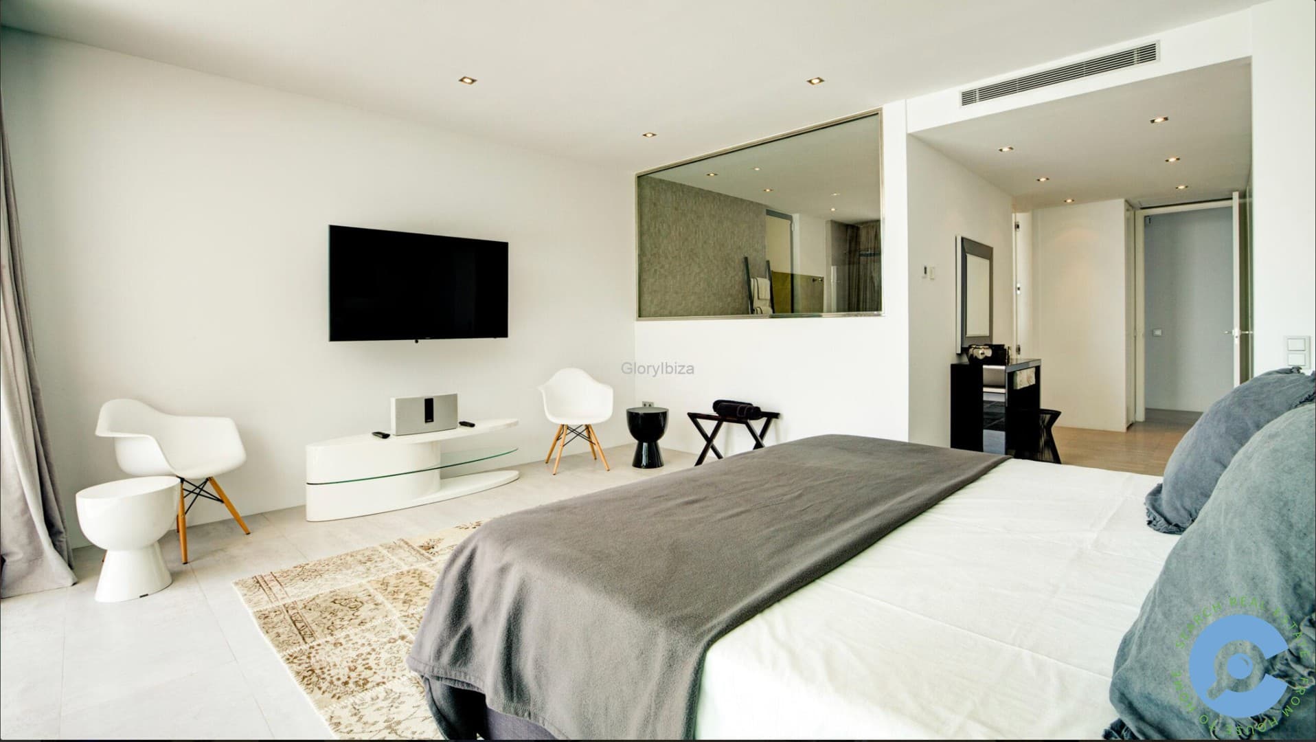 Luxe villa in het exclusieve Vista Alegre (Es Cubells) 10