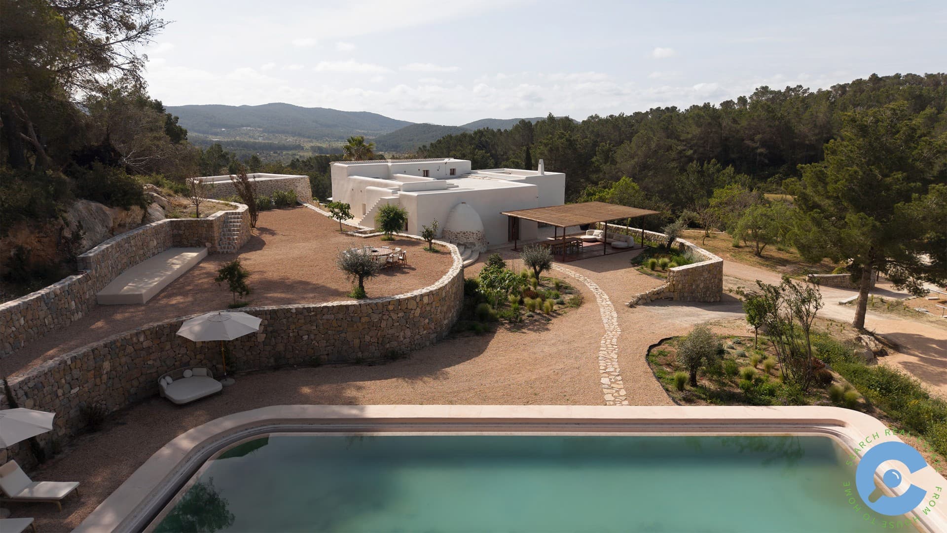 Modern gerestaureerde Ibiza finca uit 1700