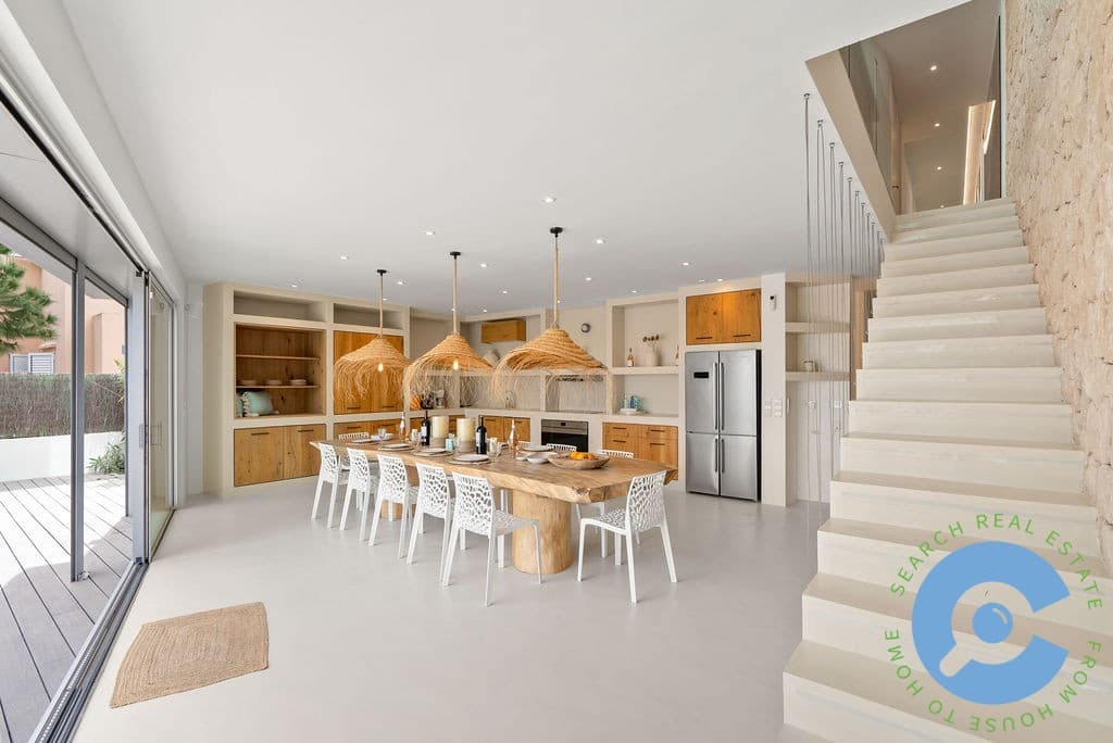 Huis met prachtig zeezicht en privé strand 10