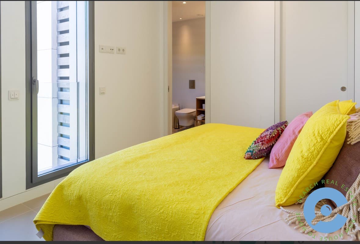 Penthouse appartement met privaat zwembad 16